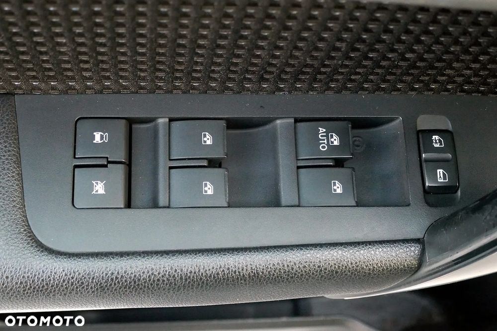 Chevrolet Captiva - 28