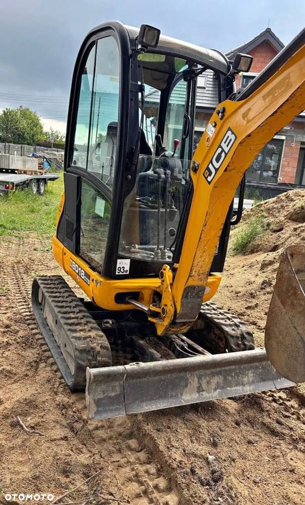 JCB 8018 - 2