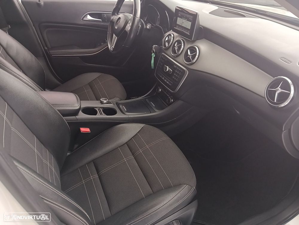 Mercedes-Benz GLA 200 CDI Urban Aut. - 19