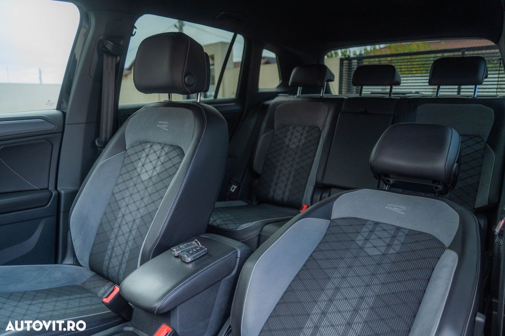 Volkswagen Tiguan 2.0 TDI SCR DSG 4Motion R-Line - 32