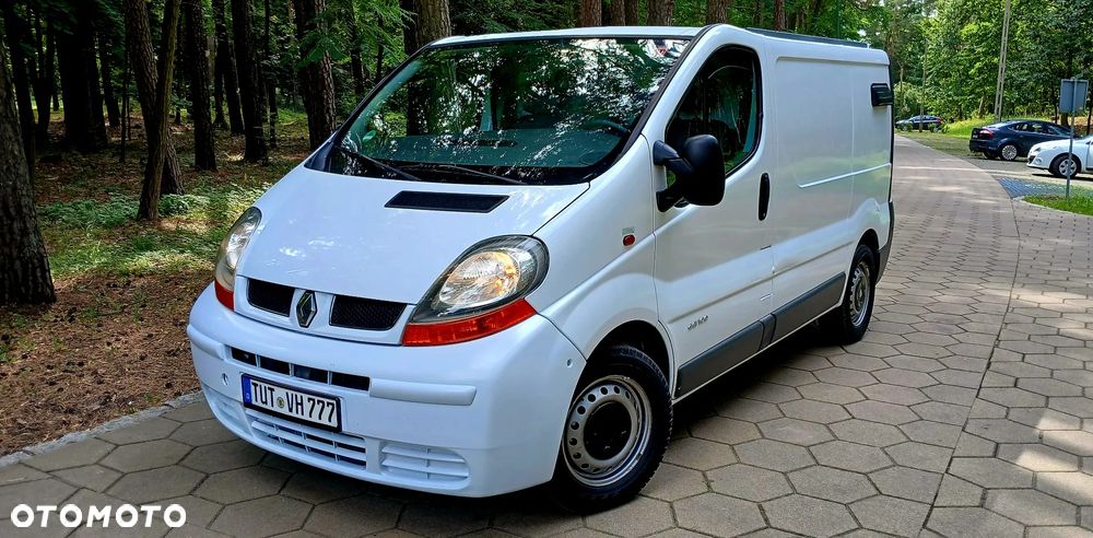 Renault Trafic - 1