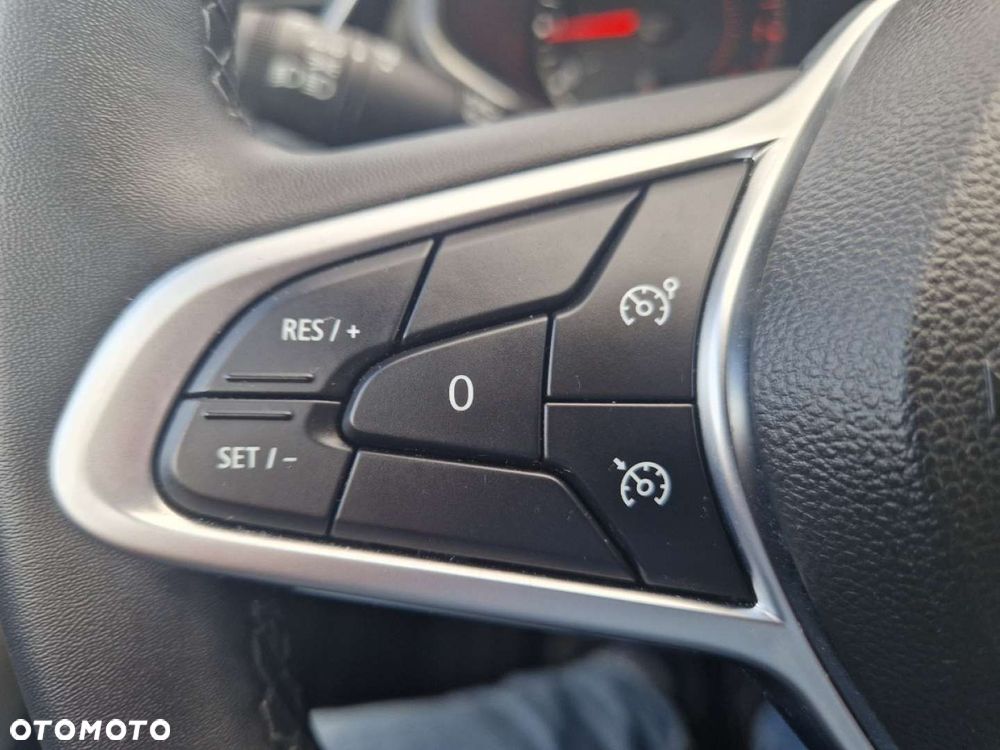 Renault Clio - 17