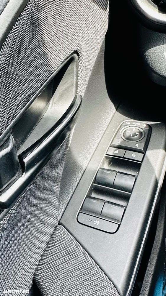 Toyota C-HR 2.0 HSD 184 CP 4x2 CVT Style - 15