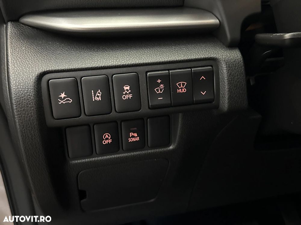 Mitsubishi Eclipse-Cross - 16
