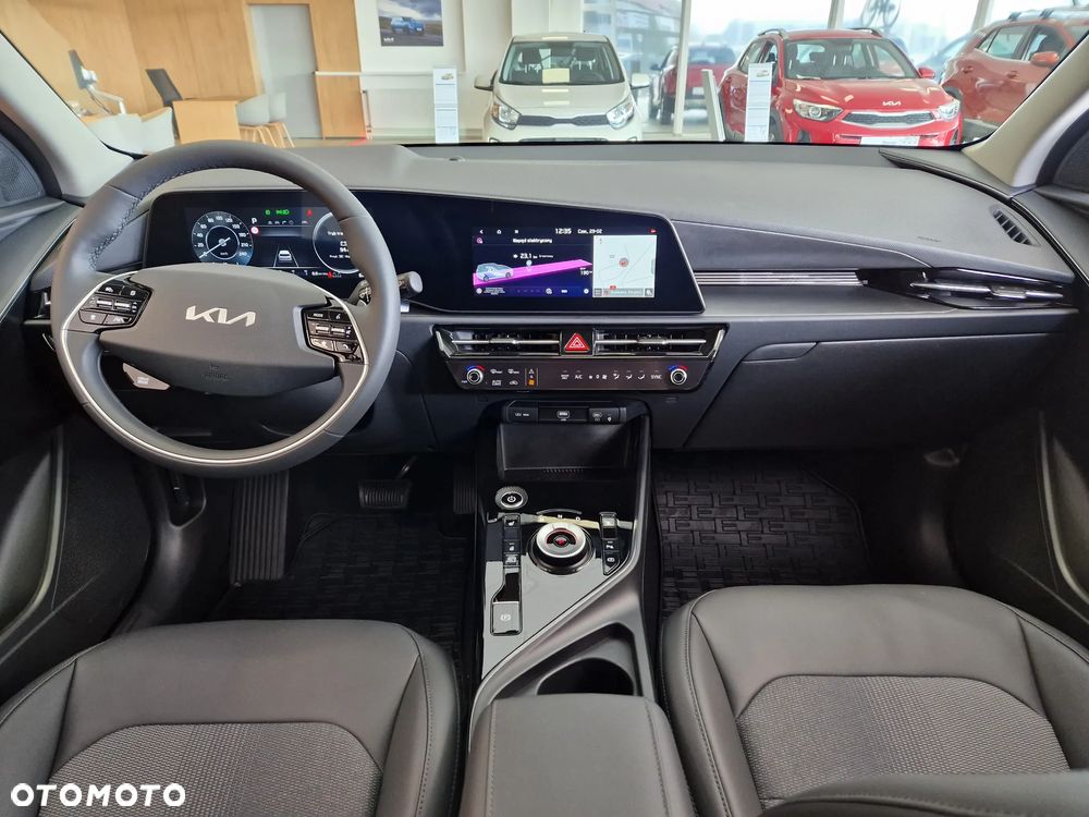 Kia Niro 64kWh L - 6