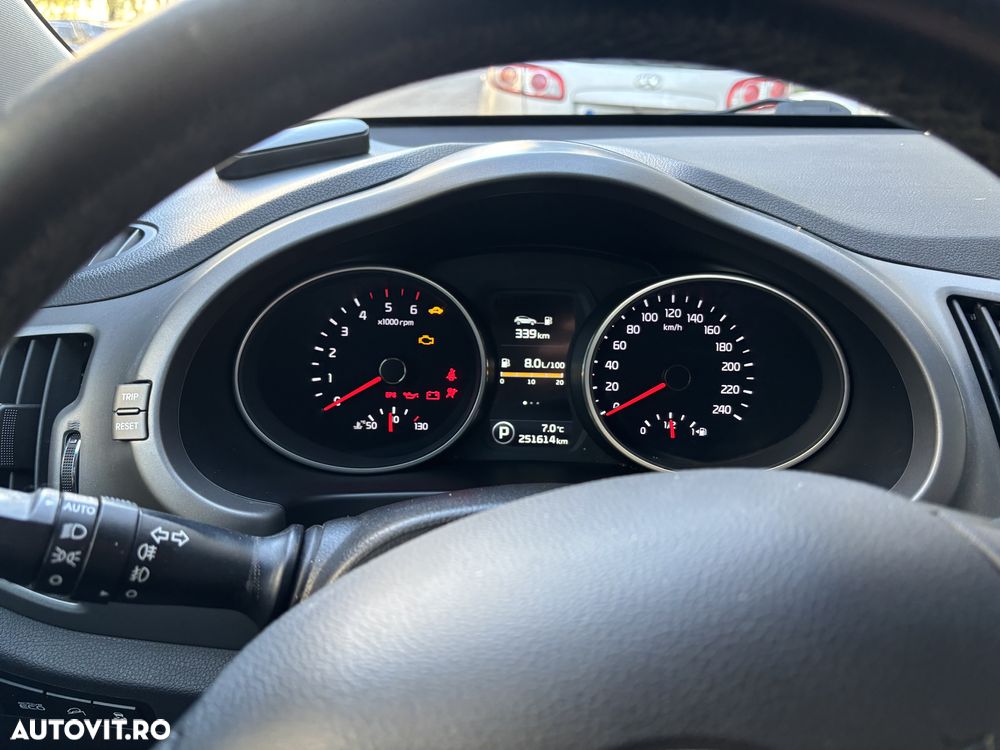 Kia Sportage 2.0 DSL HP 6AT 4x4 Style - 10