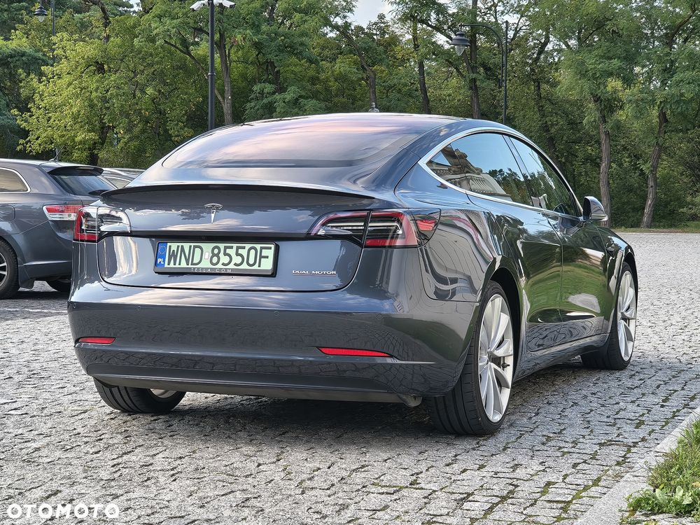 Tesla Model 3 Performance AWD - 4