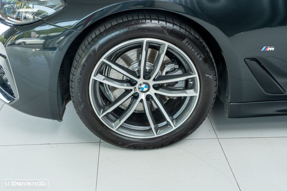 BMW 520 d Pack M Auto - 41