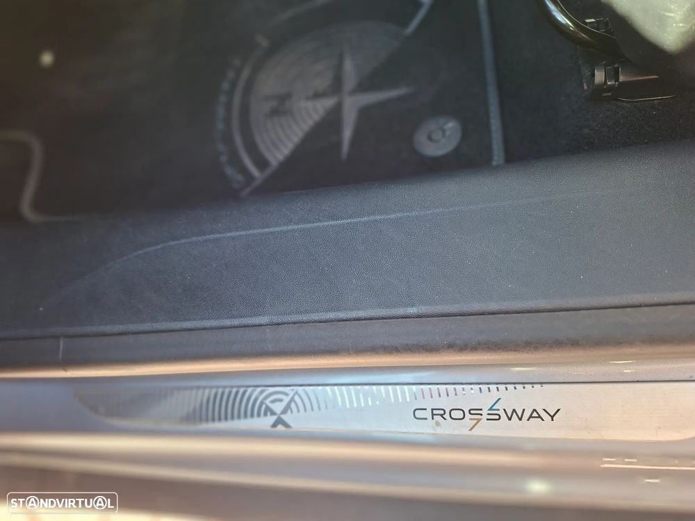 Peugeot 2008 1.2 PureTech Crossway - 16