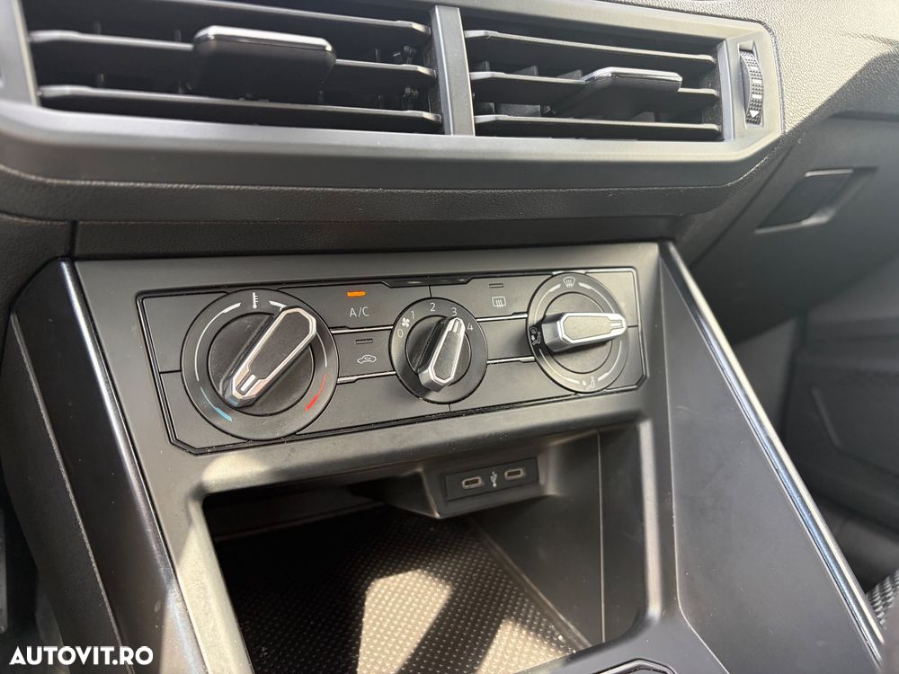 Volkswagen Polo 1.0 Trendline - 23