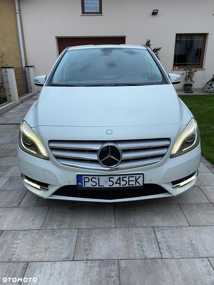 Mercedes-Benz B-Class 2012 photo 4