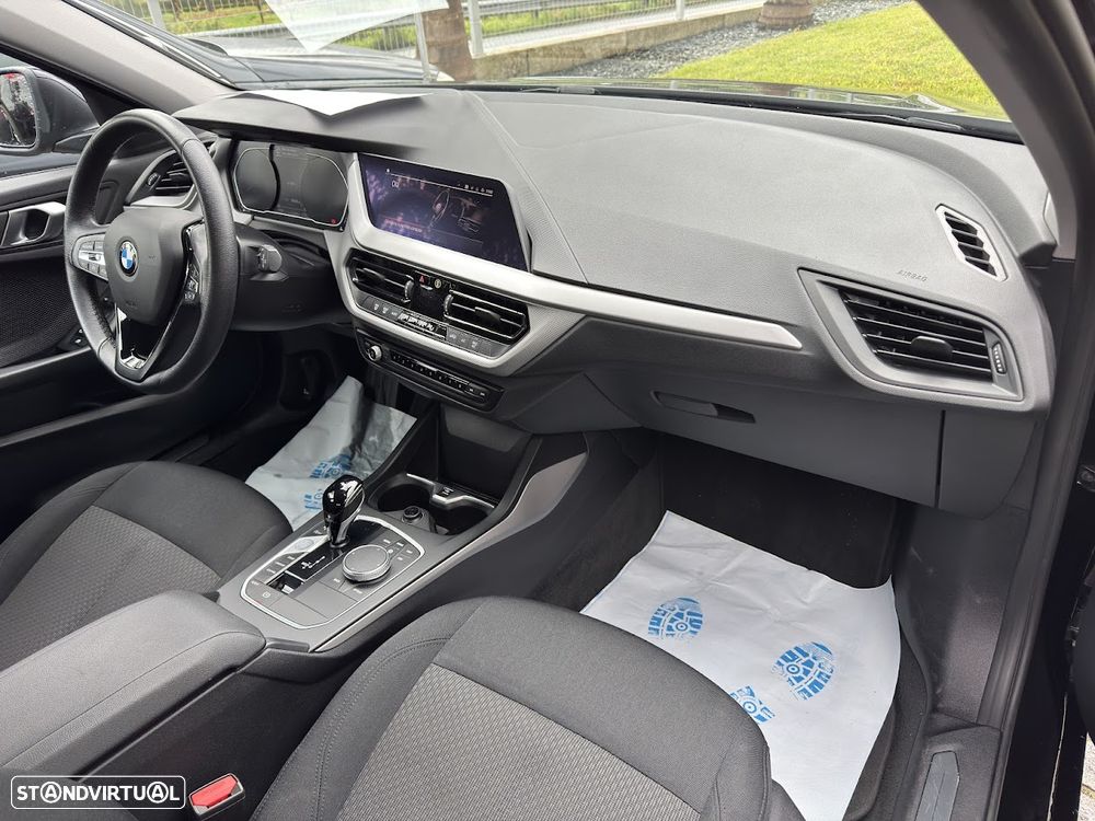 BMW 116 d Aut. Advantage - 8