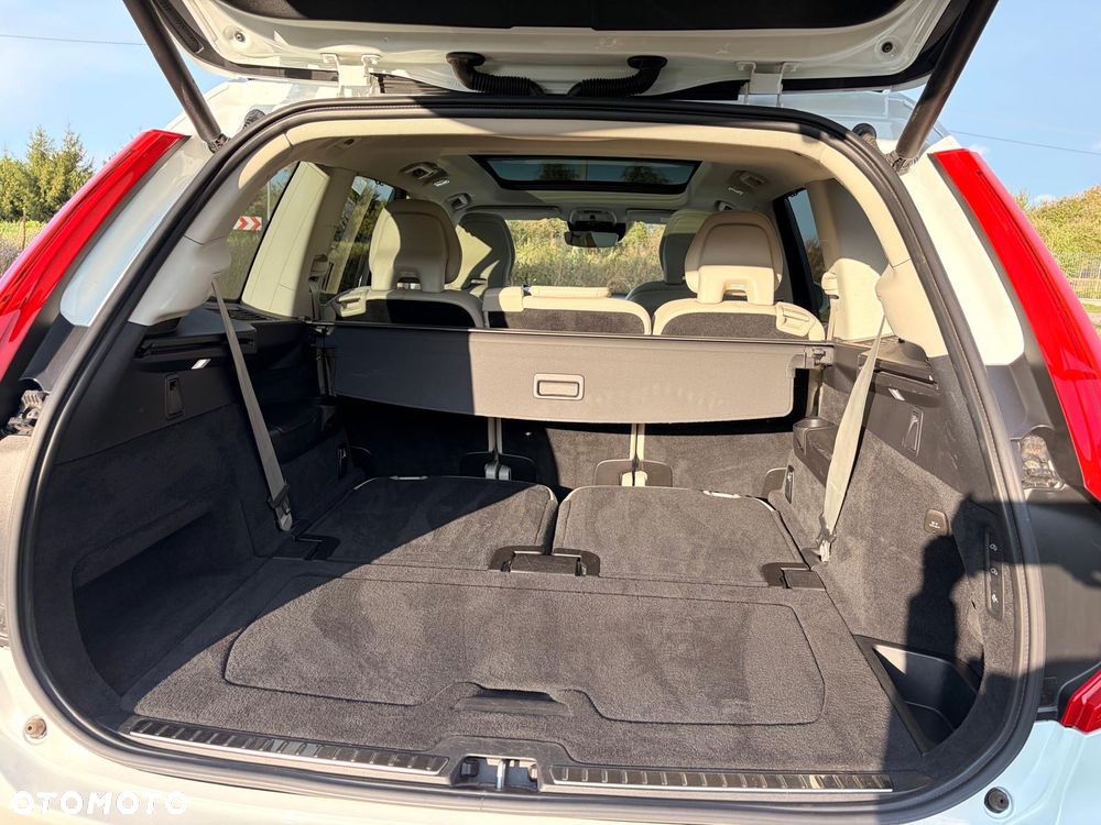 Volvo XC 90 D5 SCR AWD Inscription 7os - 12