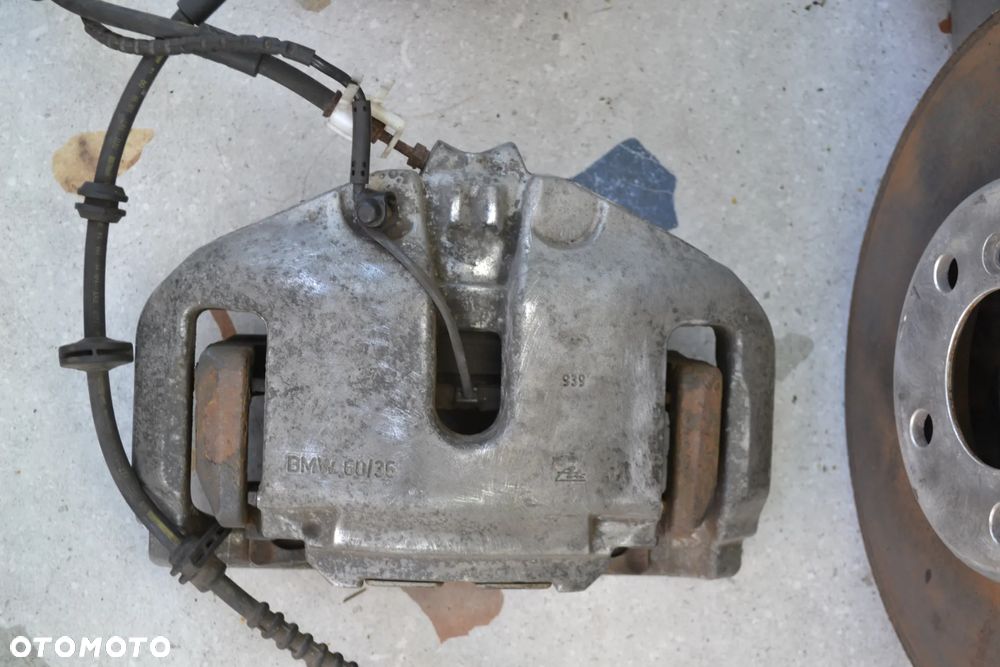 BMW ZACISKI 60/36 JARZMA 928 TARCZE 345mm HAMULCE SWAP PRZÓD POMORSKIE - 4