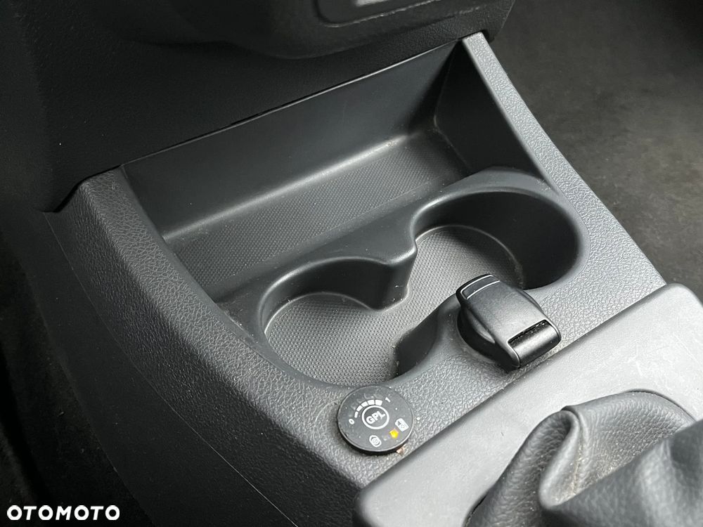 Dacia Lodgy 1.6 SCe Laureate S&S - 18