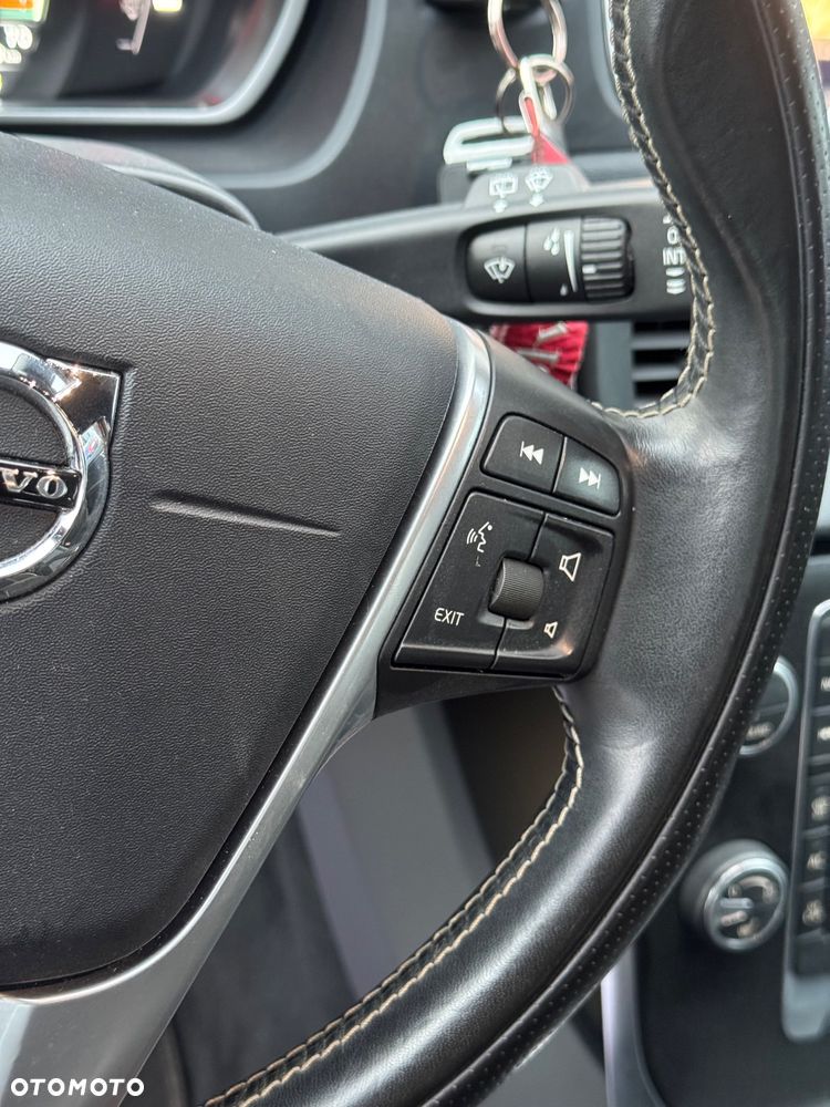Volvo V40 D2 RDesign - 14