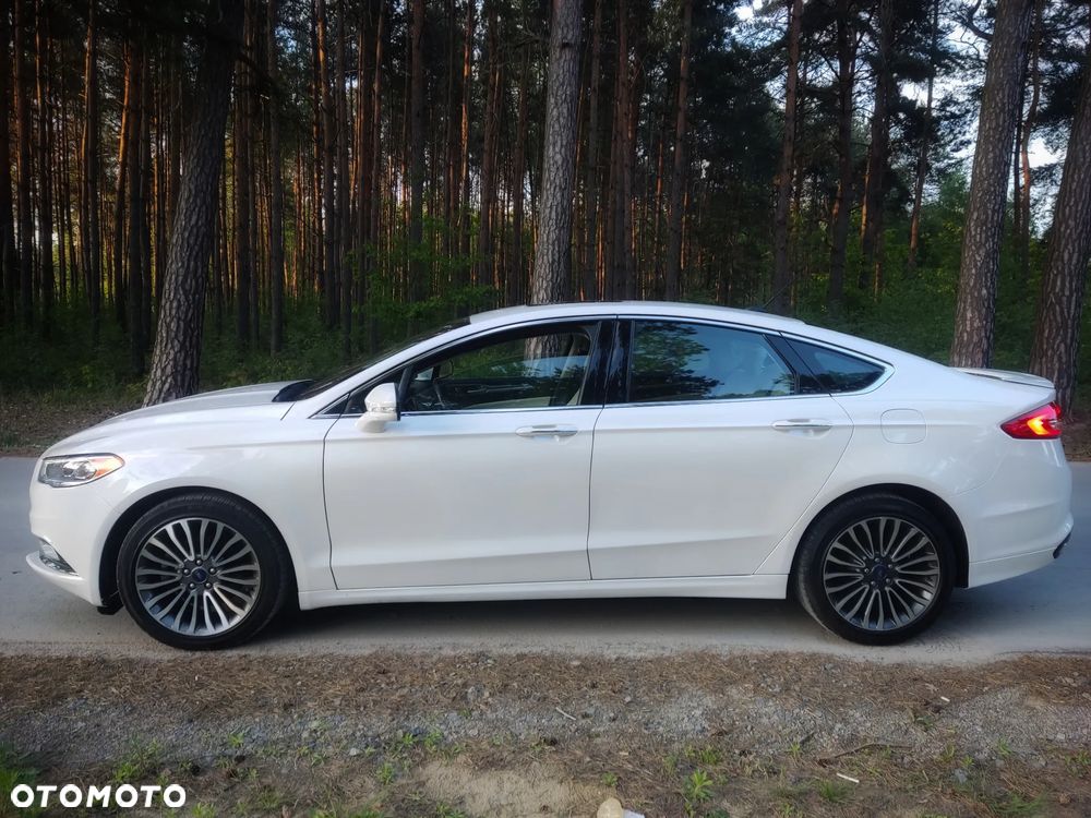 Ford Fusion 2.0 EcoBoost Titanium - 11