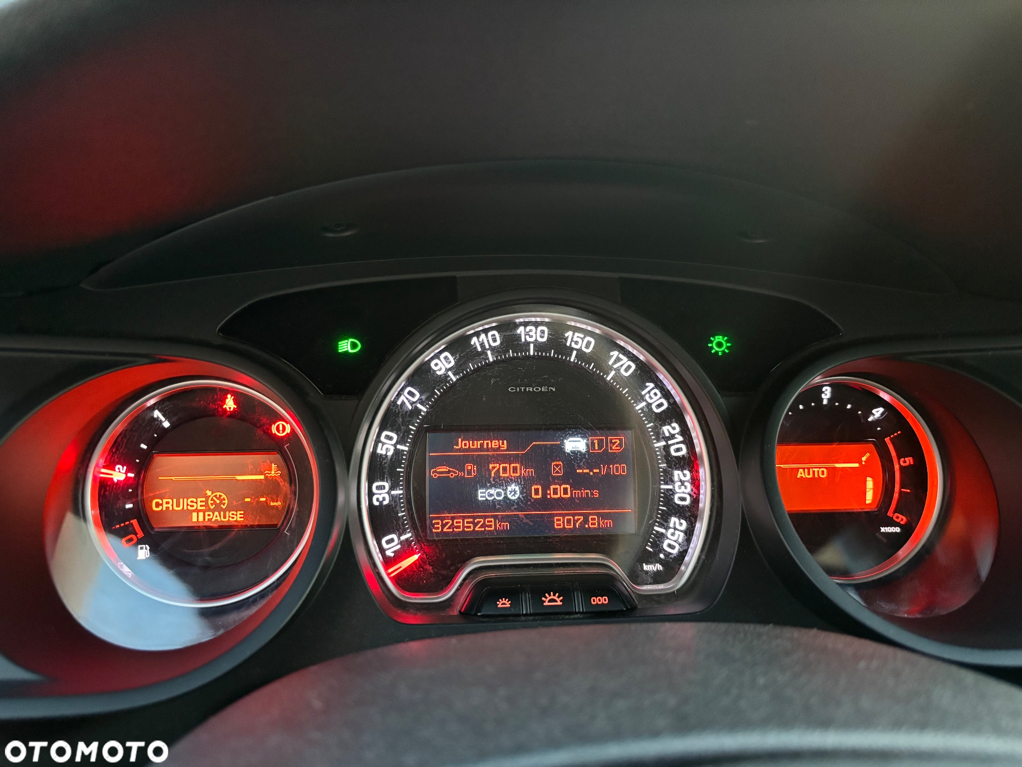 Citroën C5 Tourer e-HDi 110 EGS6 FAP Selection - 25