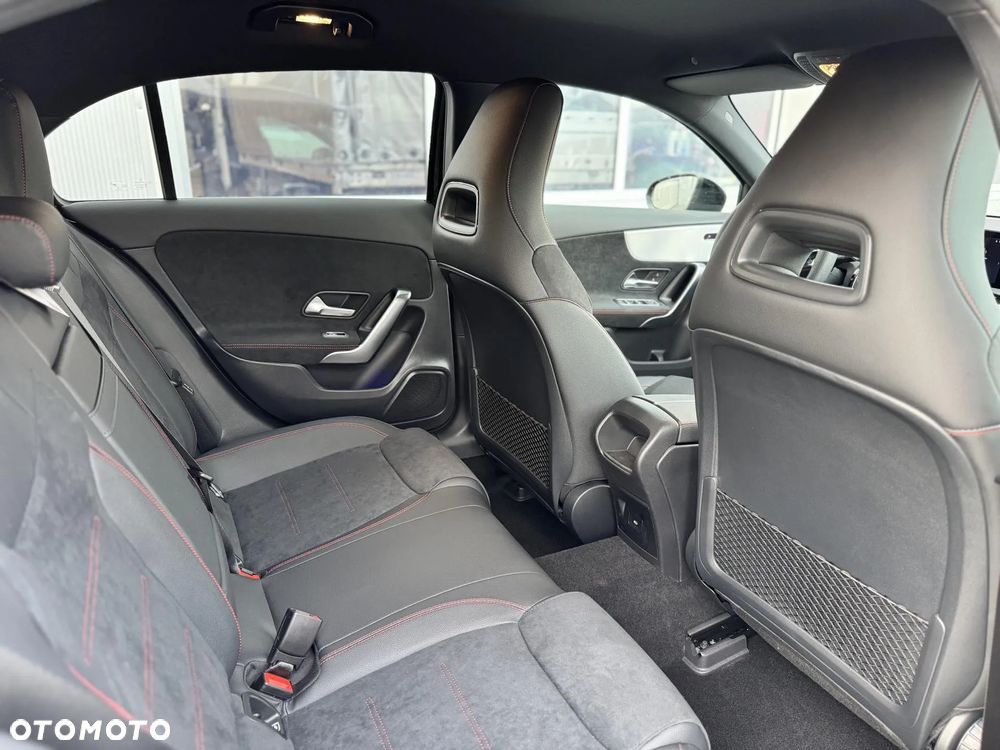 Mercedes-Benz Klasa A 200 7G-DCT Advanced AMG Line - 18