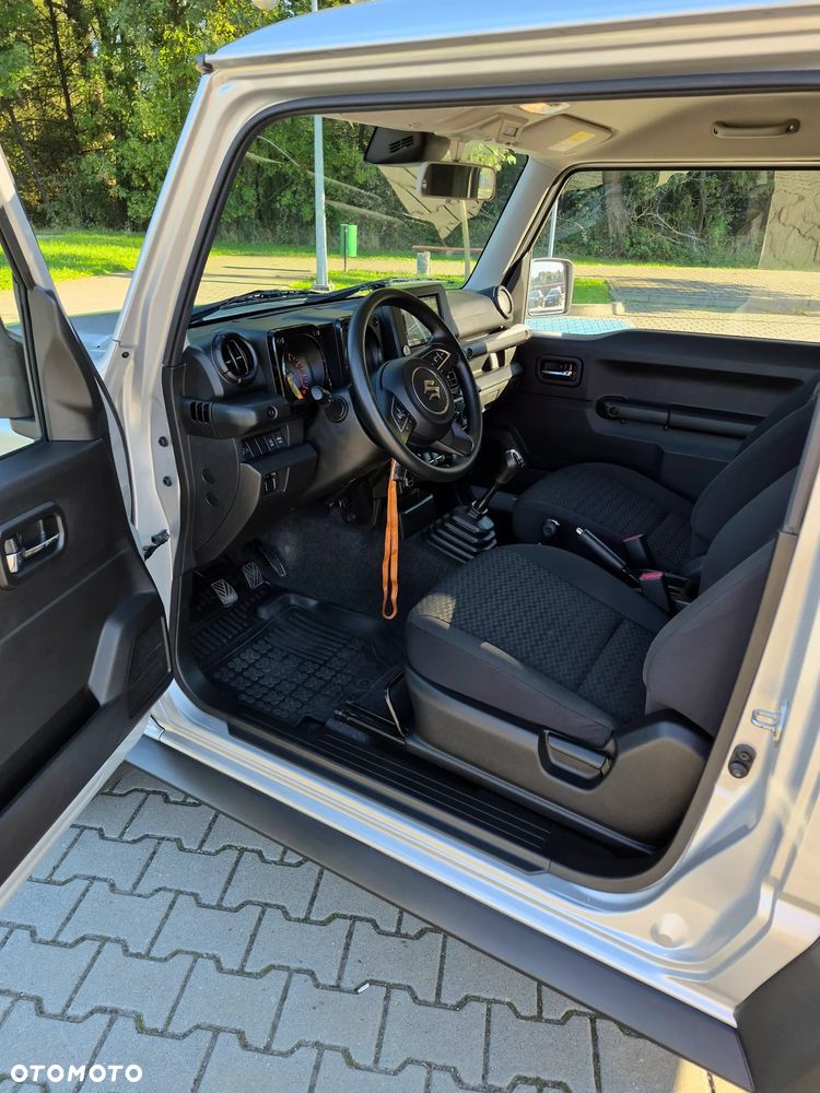 Suzuki Jimny 1.5 Premium - 15