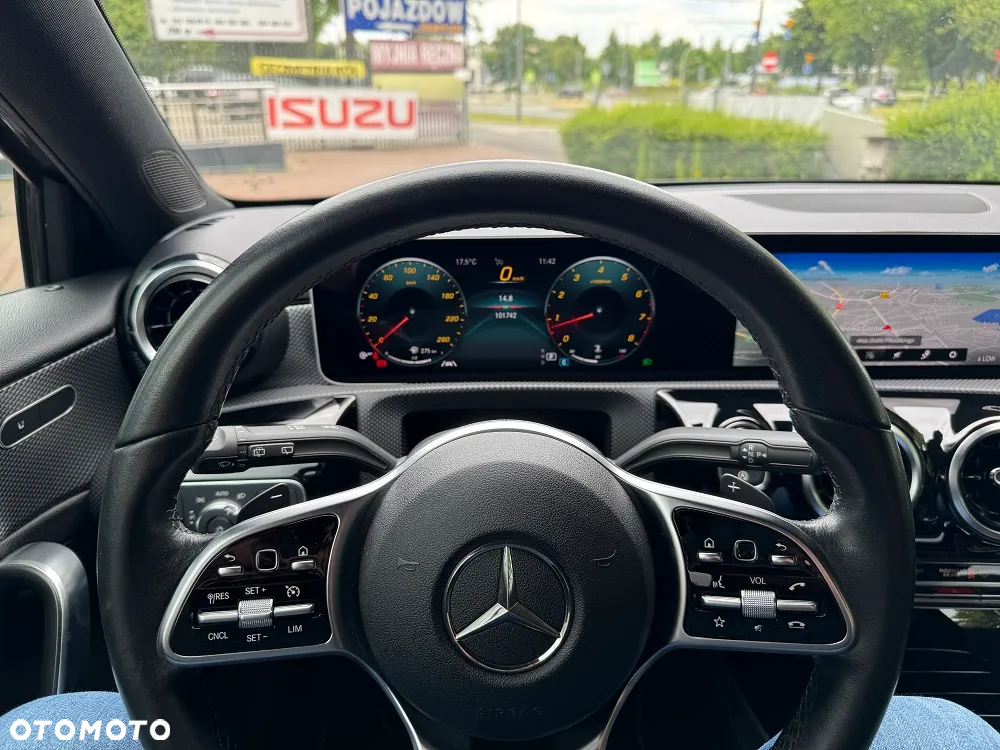 Mercedes-Benz Klasa A 250 7G-DCT - 12
