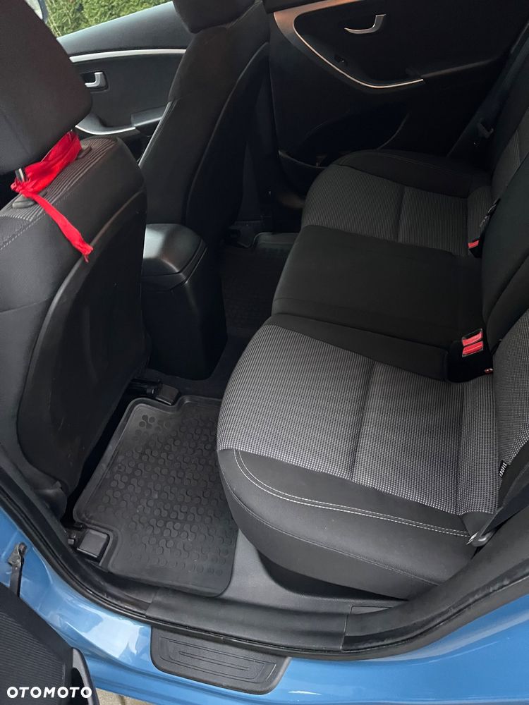Hyundai i30 1.4 Comfort - 13