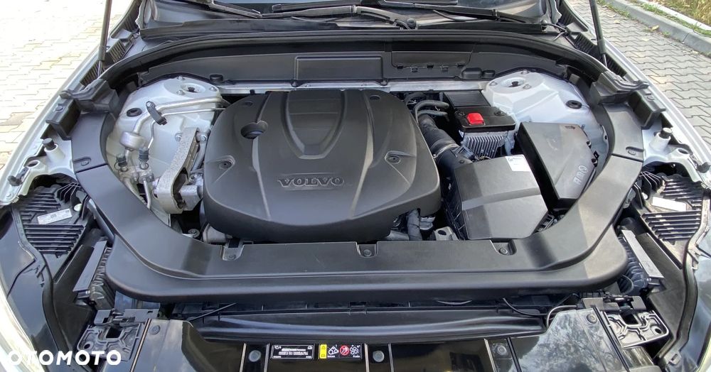 Volvo XC 60 D4 Momentum - 6