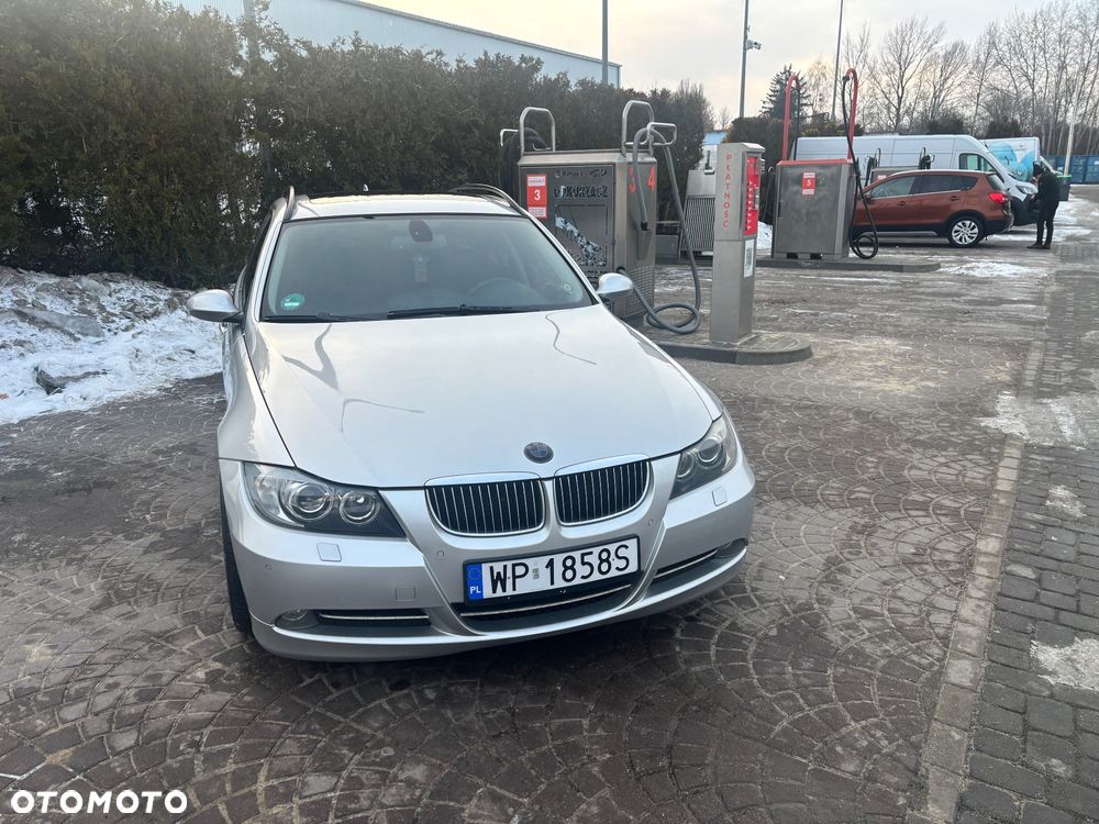 BMW Seria 3 325d DPF - 18