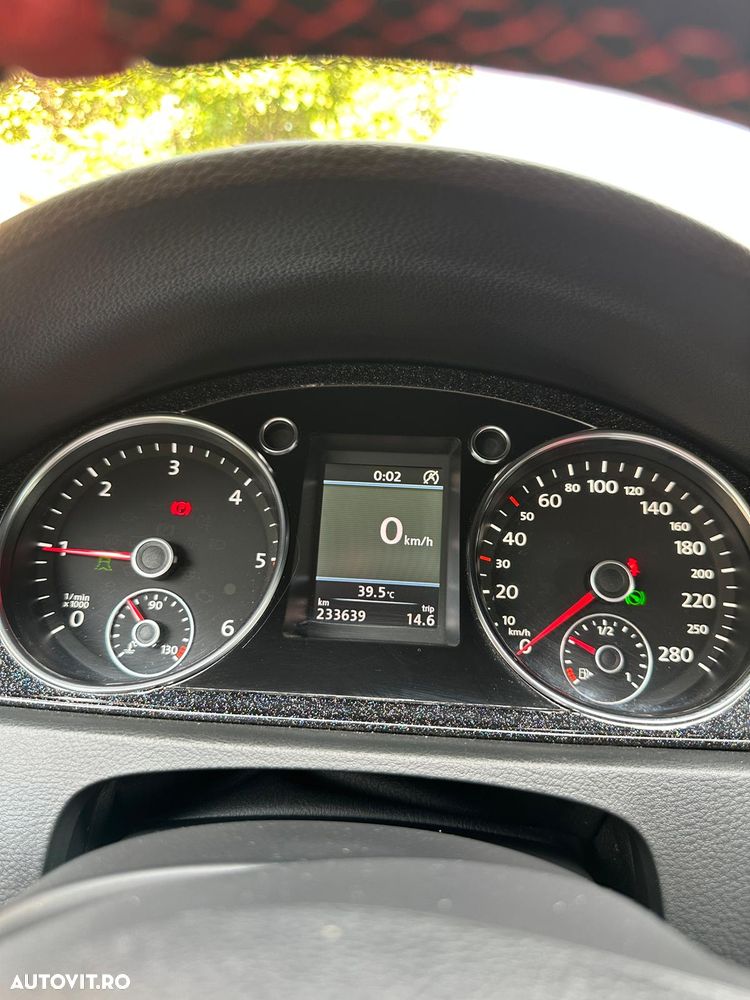 Volkswagen Passat 2.0 TDI BlueMotion Technology Comfortline DSG - 10