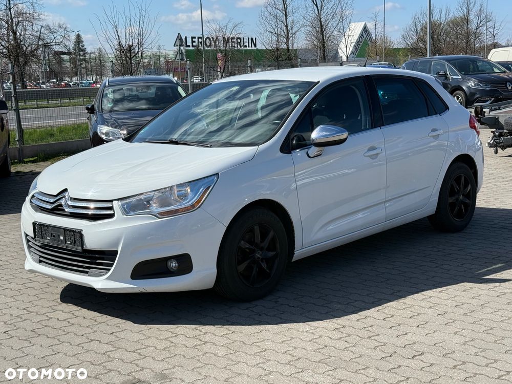 Citroën C4 e-HDi 115 Selection - 1