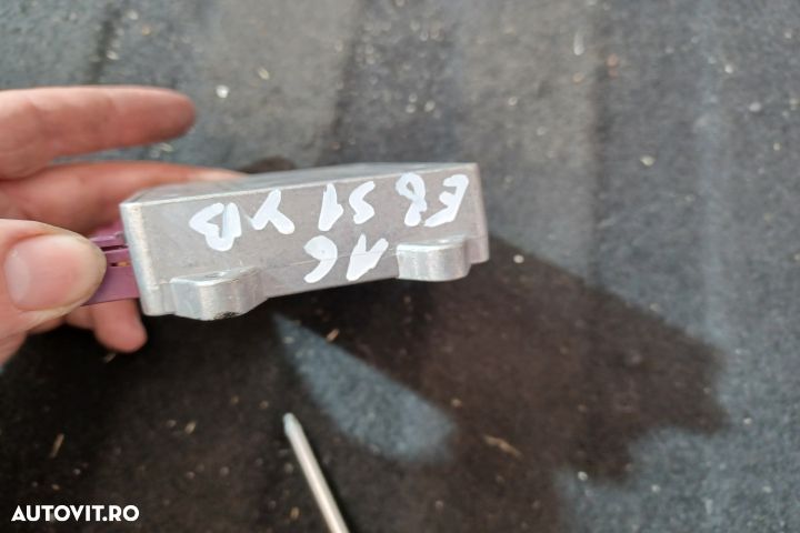 Amplificator antena radio 8E0035456B 8E0035456B Audi A6 4F/C6 [2004 - - 4