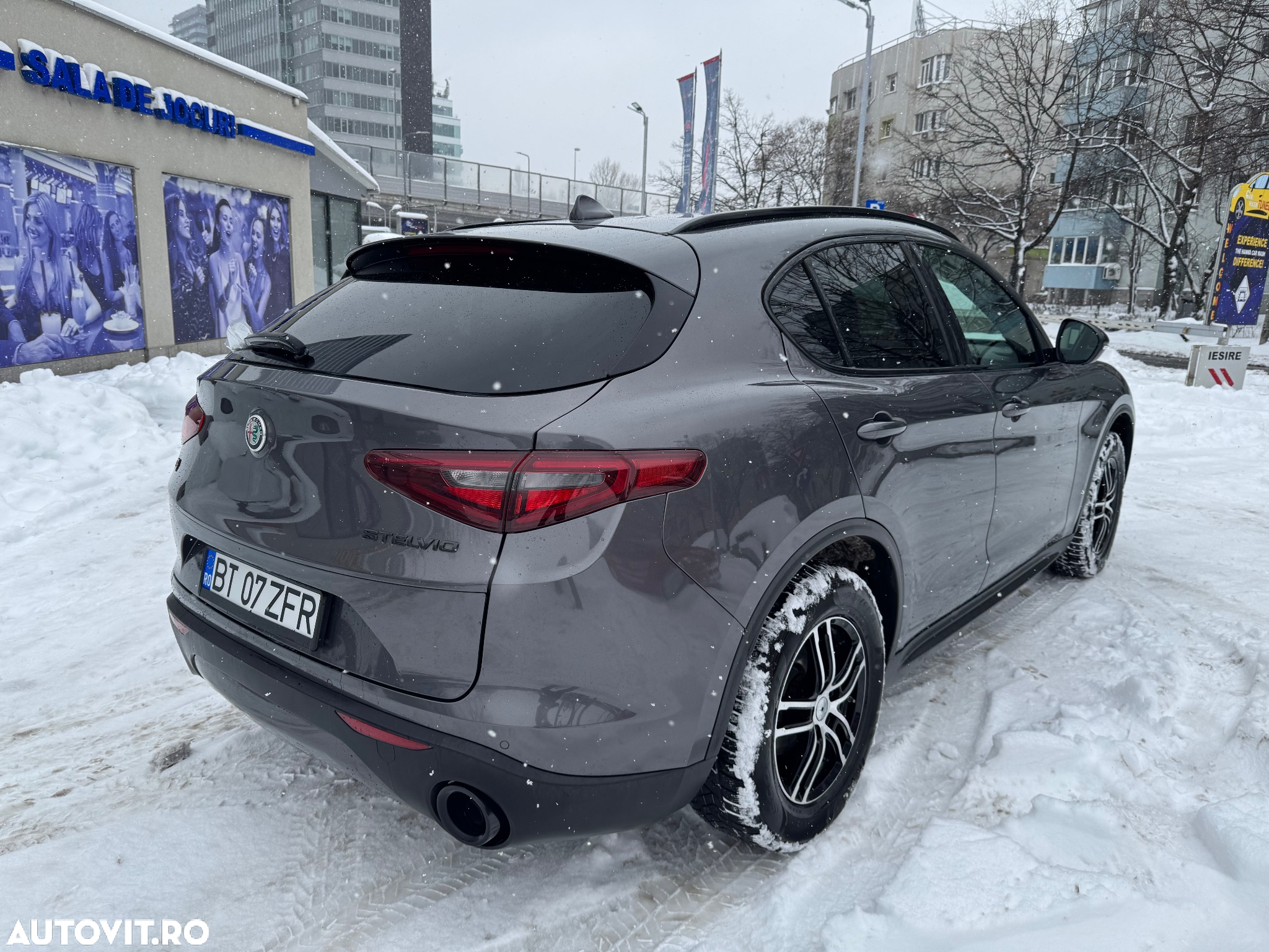 Alfa Romeo Stelvio - 2