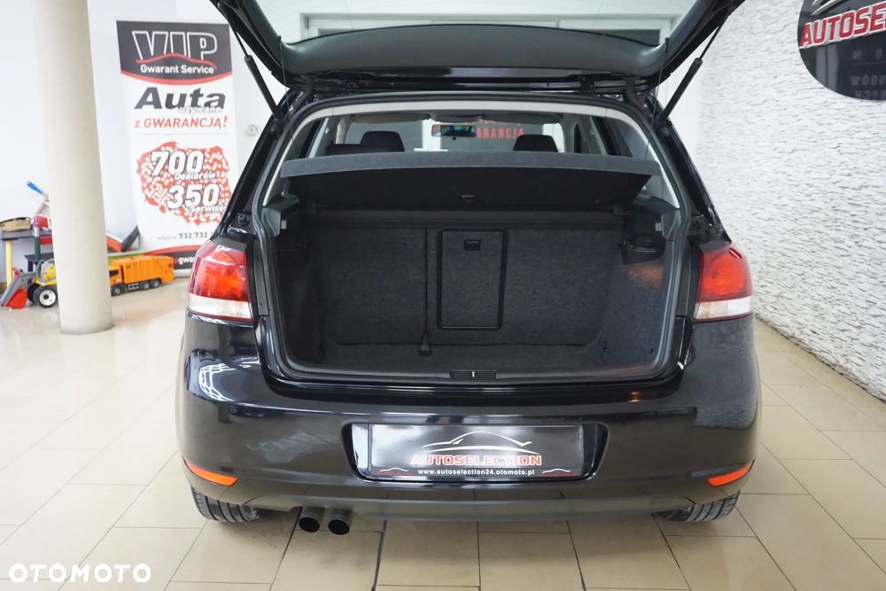 Volkswagen Golf 2.0 TDI DPF Highline - 18