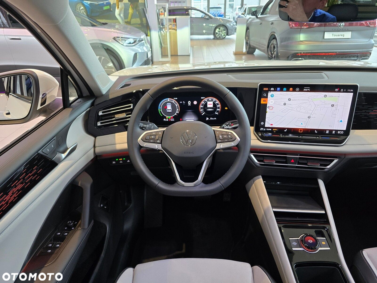 Volkswagen Tiguan - 19