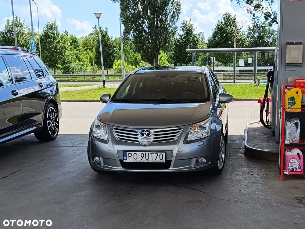 Toyota Avensis 2.0 Prestige NAVI - 1