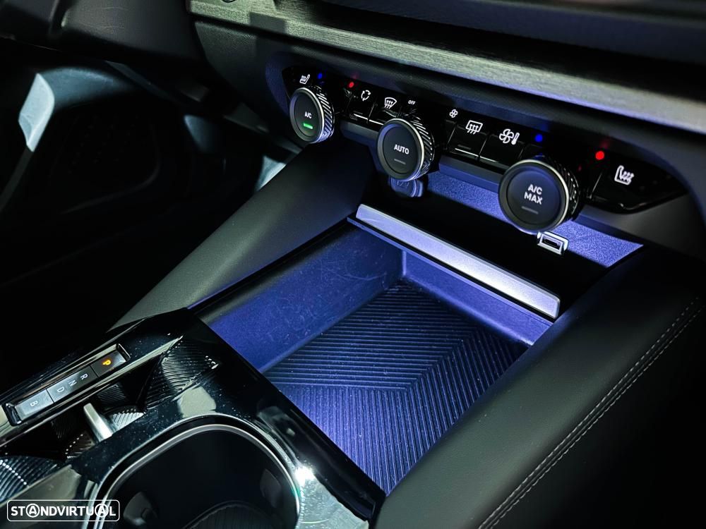 Citroën C5 X 1.6 Hybrid Feel Pack e-EAT8 - 36