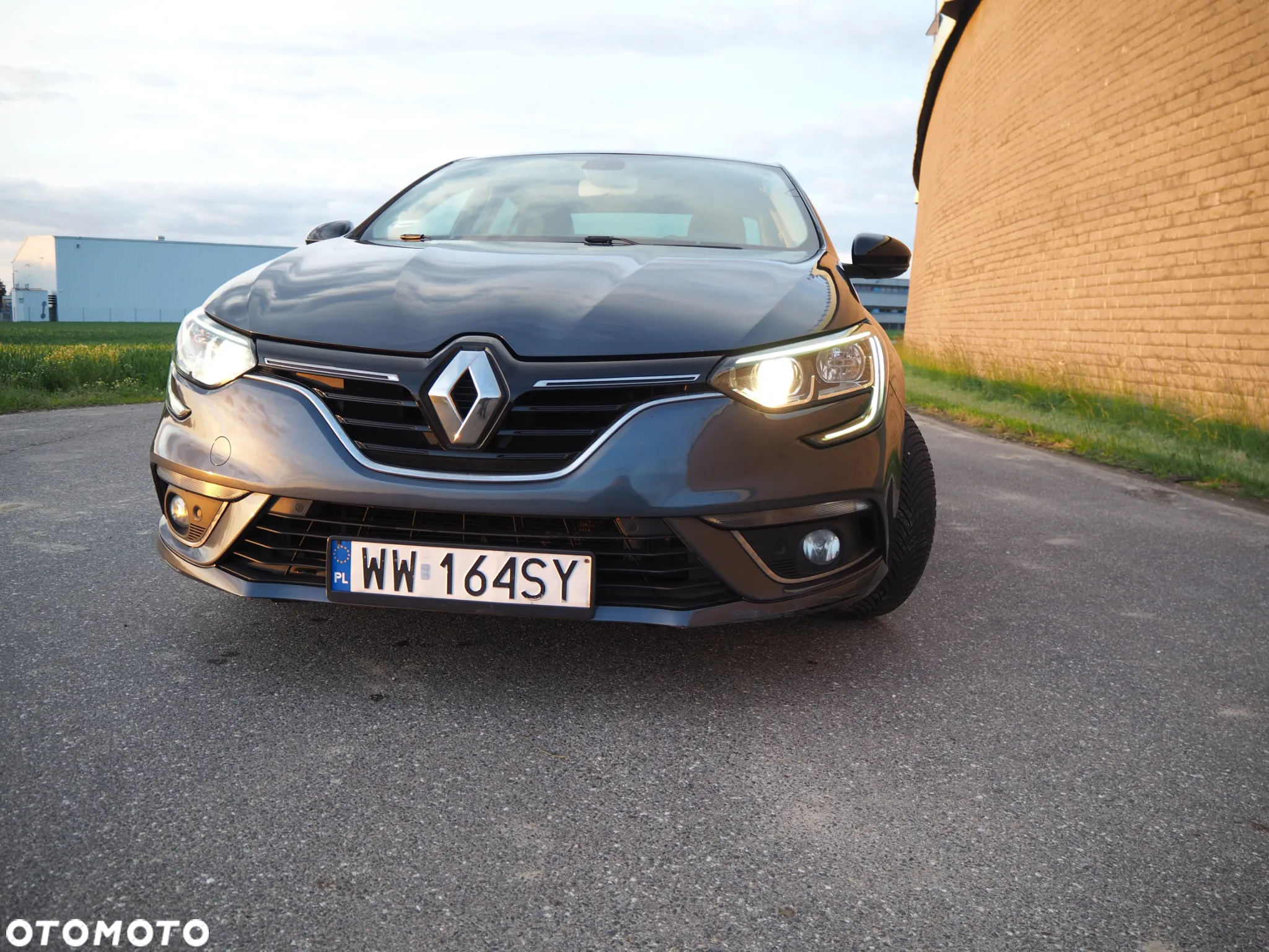 Renault Megane 1.5 Blue dCi Intens EDC - 5