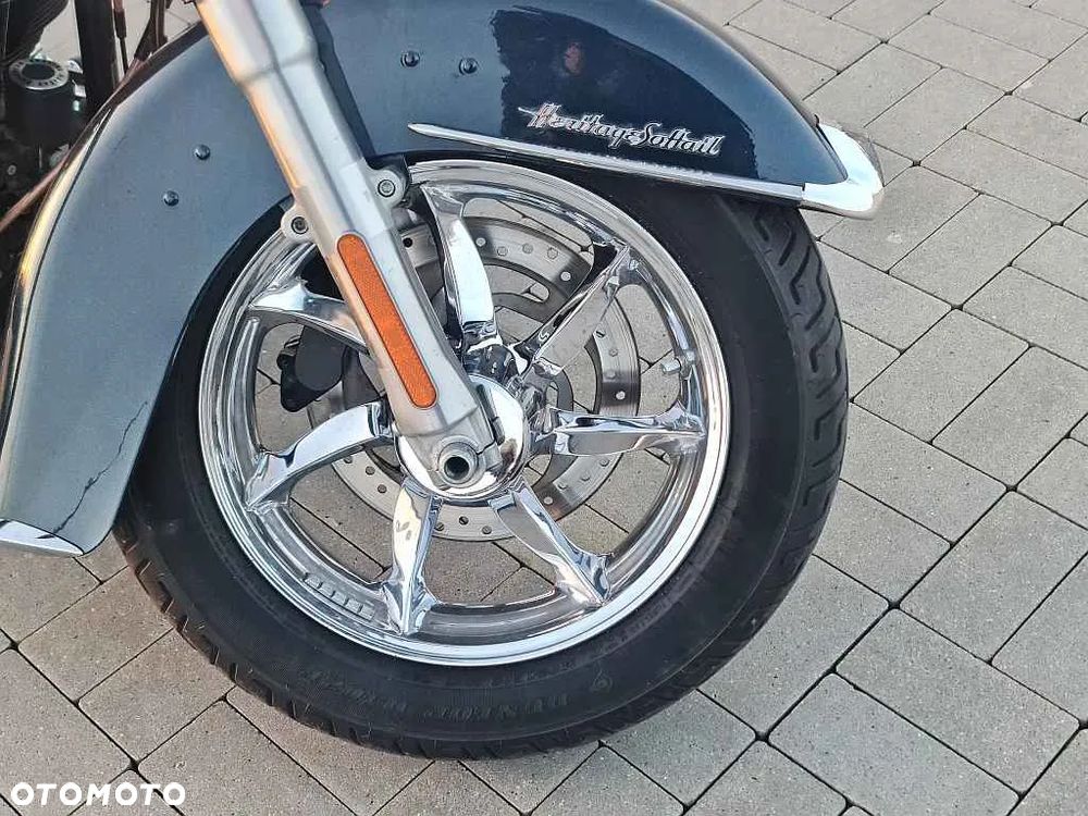 Harley-Davidson Softail Heritage Classic - 15