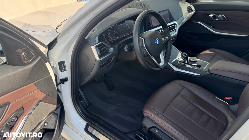 BMW Seria 3 330e Aut. Luxury Line - 12