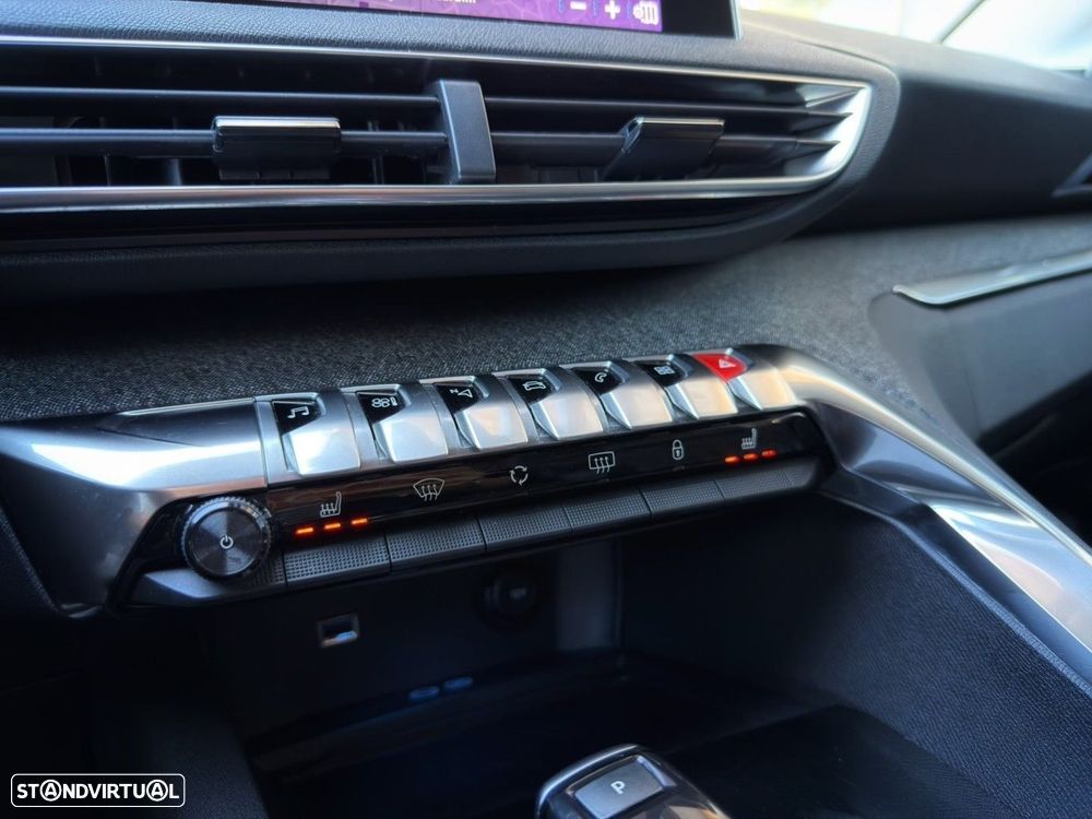 Peugeot 5008 1.5 BlueHDi Allure Pack EAT8 - 16
