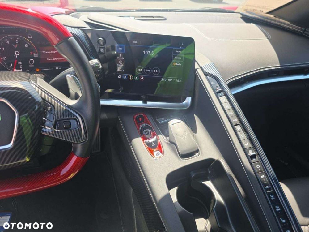 Chevrolet Corvette - 8