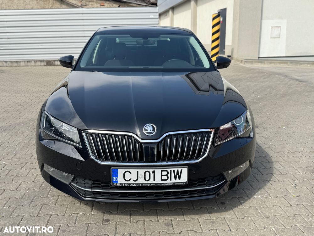 Skoda Superb 2.0 TDI Style - 1