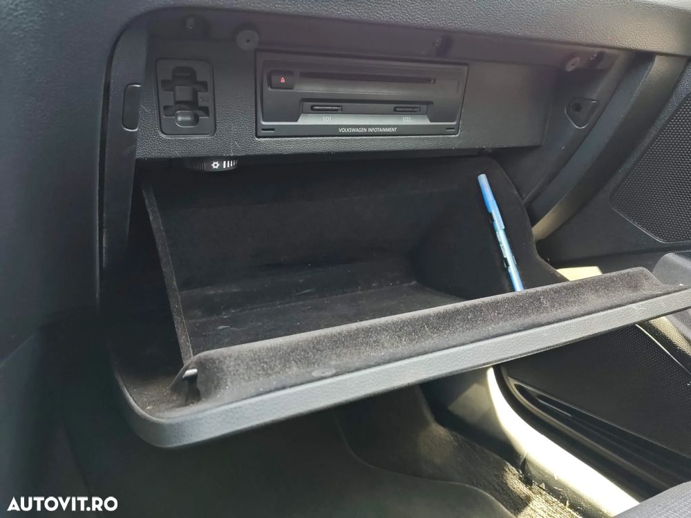 Volkswagen Passat 2.0 TDI Comfortline - 18