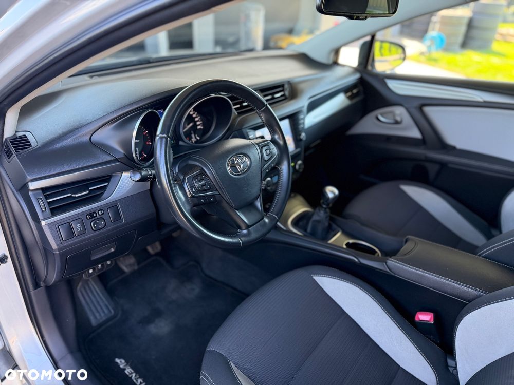 Toyota Avensis 2.0 D-4D Prestige - 15