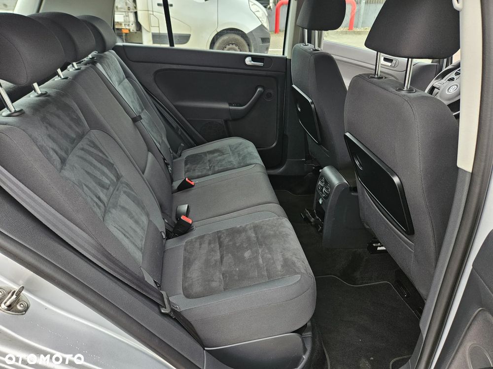 Volkswagen Golf Plus 2.0 TDI DPF Highline - 17