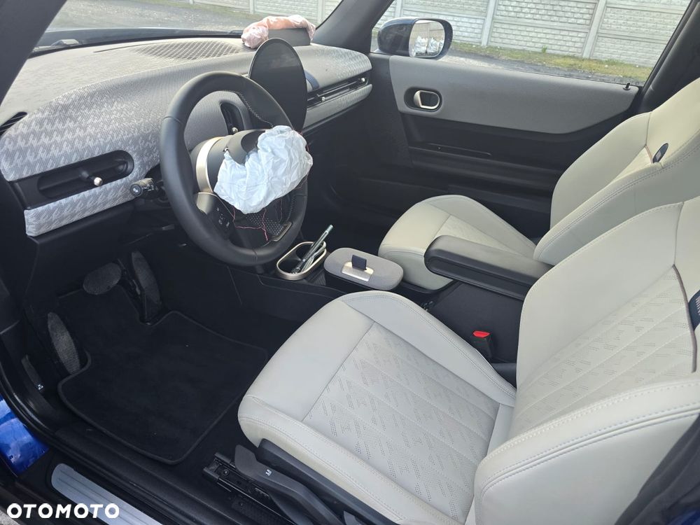 MINI Cooper C Essential Trim - 15