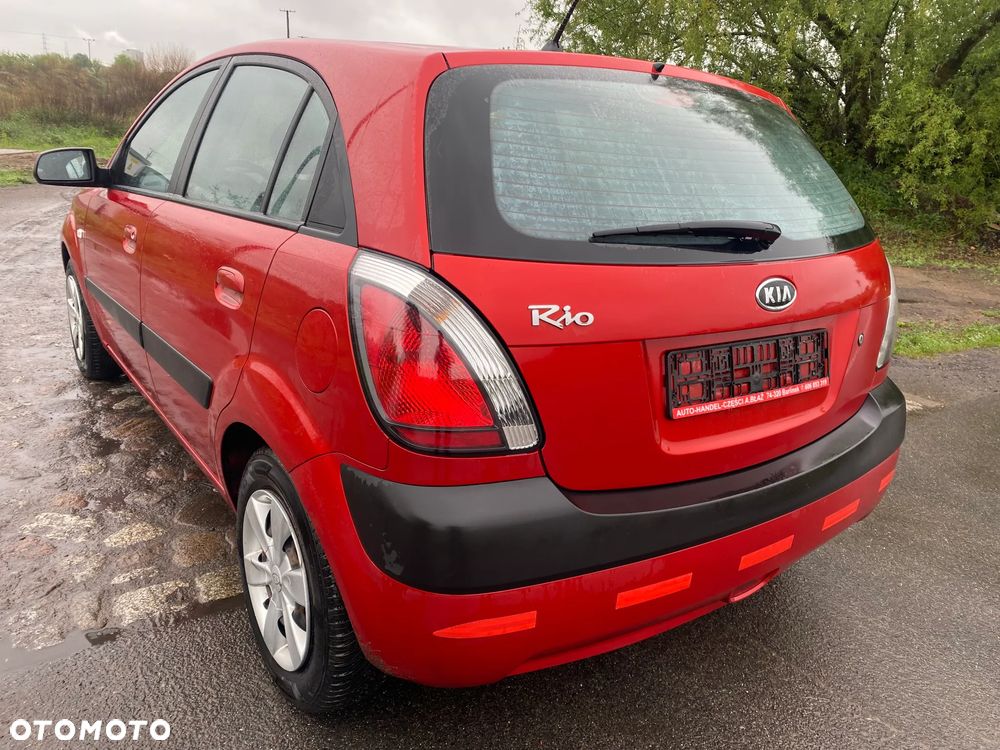 Kia Rio 1.4 EX - 13