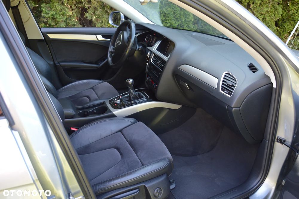 Audi A4 Avant - 33