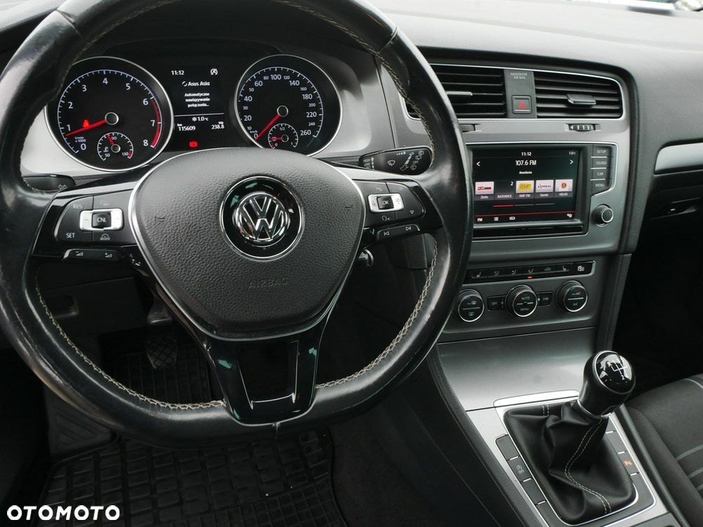 Volkswagen Golf 1.2 TSI BlueMotion Technology Comfortline - 18