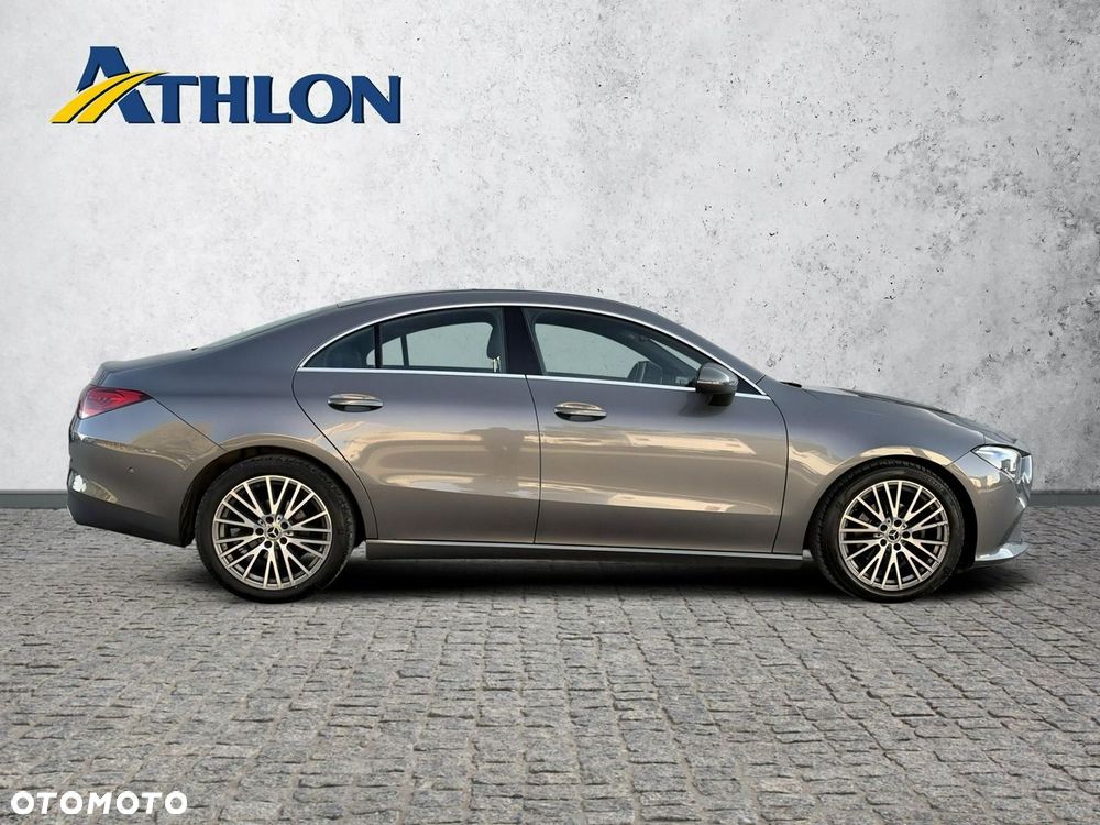 Mercedes-Benz CLA 180 7G-DCT - 6